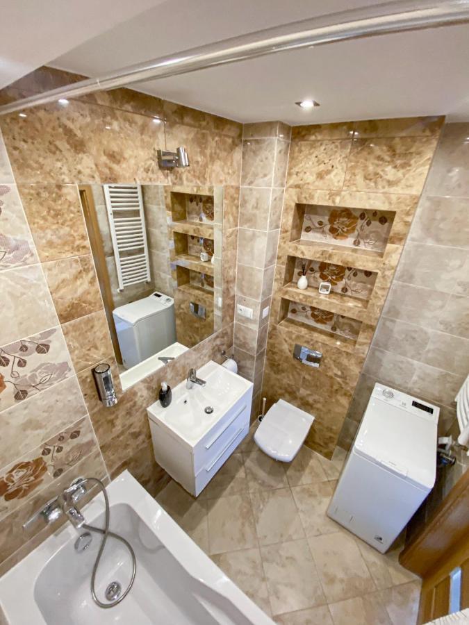Glass Tower Apartament Rzeszow Ngoại thất bức ảnh